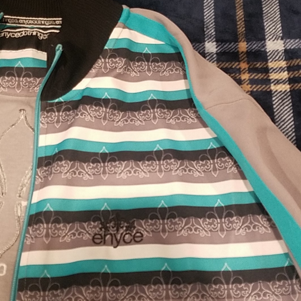 Jacket - Picture 3 of 6
